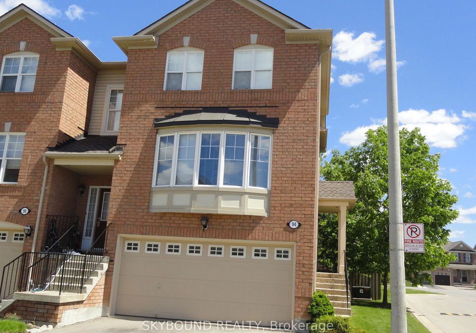 5980-whitehorn-avenue-mississauga-ontario-w12889744