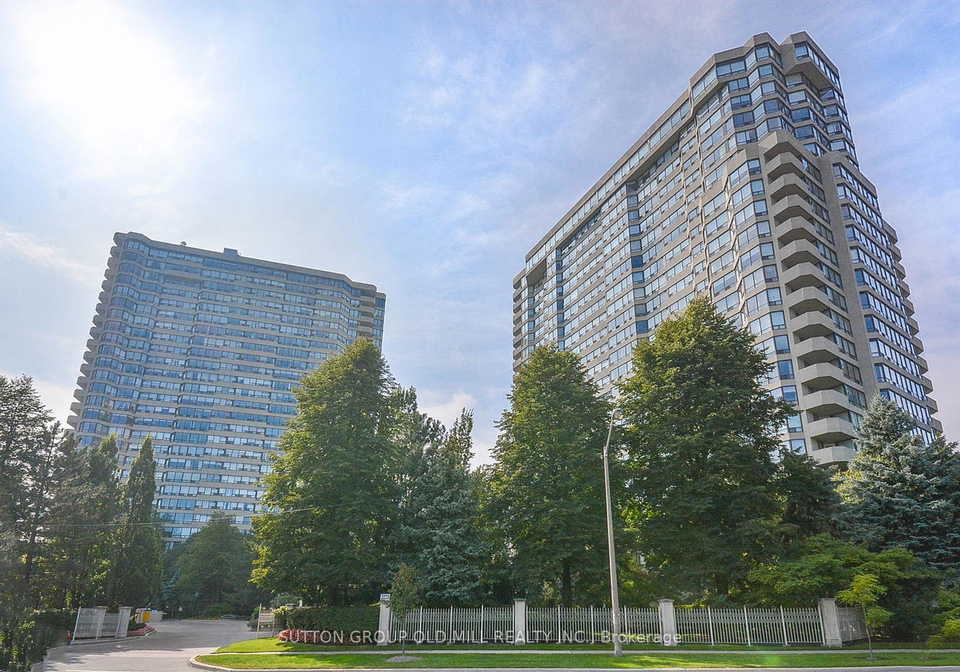 1320-islington-avenue-etobicoke-ontario-w12889844