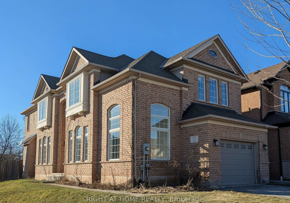 387-grovehill-road-oakville-ontario-w12889966