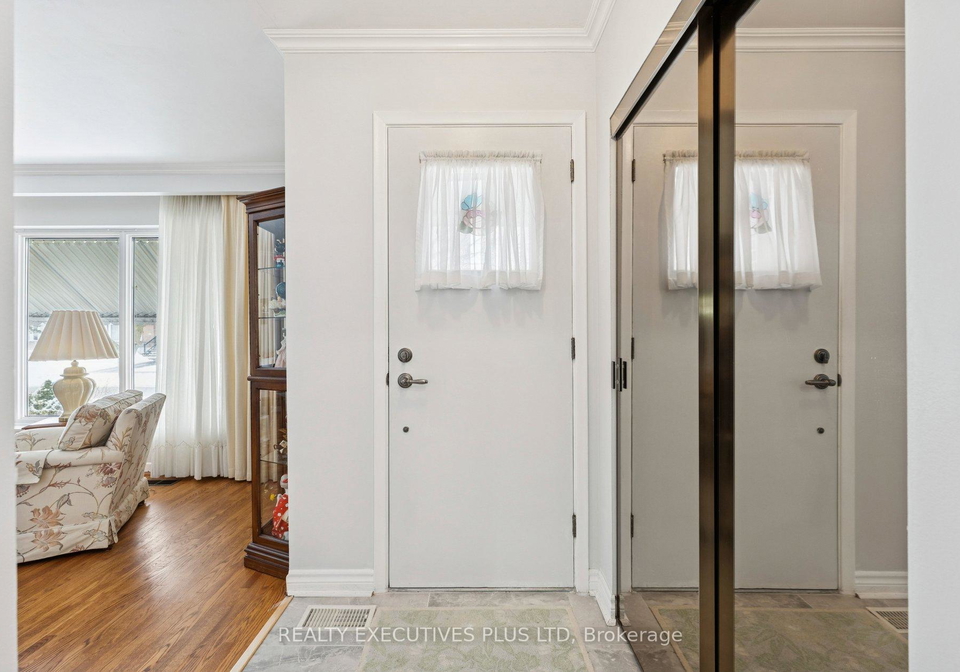 23-helmsdale-crescent-etobicoke-ontario-w12890038