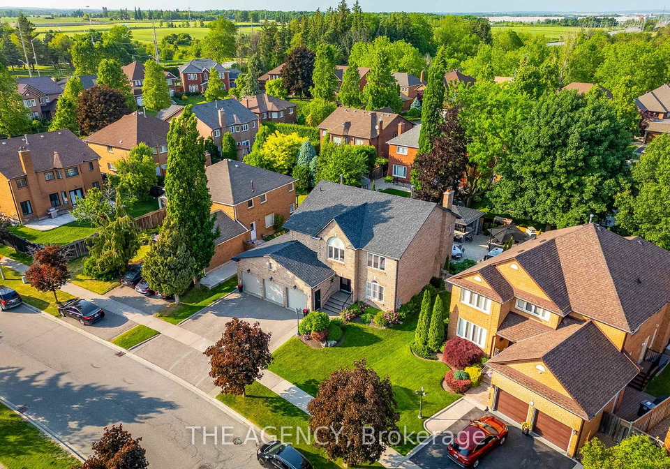 7-stonegate-drive-brampton-ontario-w12890318