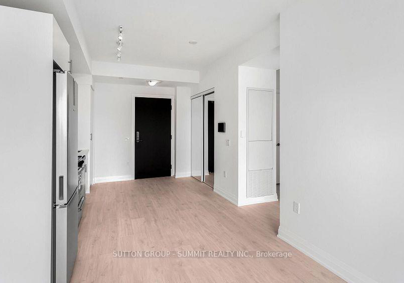 412-silver-maple-road-oakville-ontario-w12890404