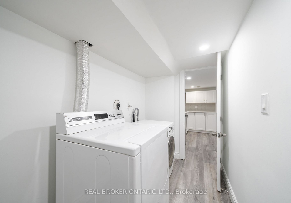 12-villa-road-etobicoke-ontario-w12890418