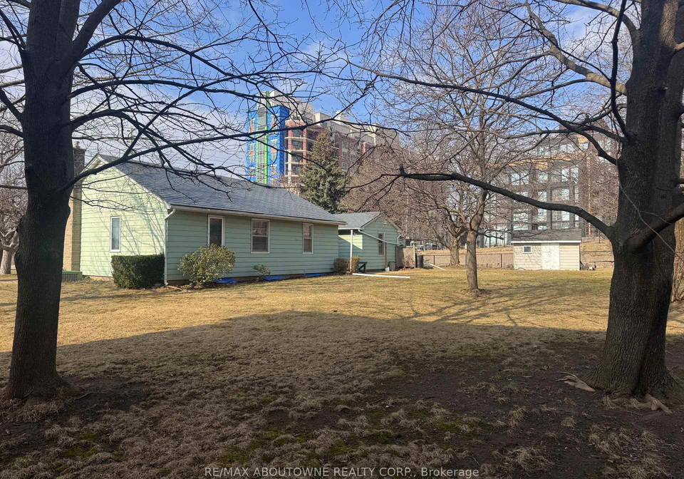 2317-khalsa-gate-oakville-ontario-w12890634