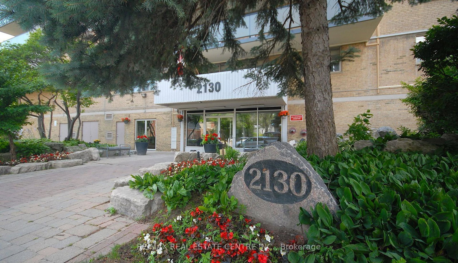 2130-e-weston-road-north-york-ontario-w12891010
