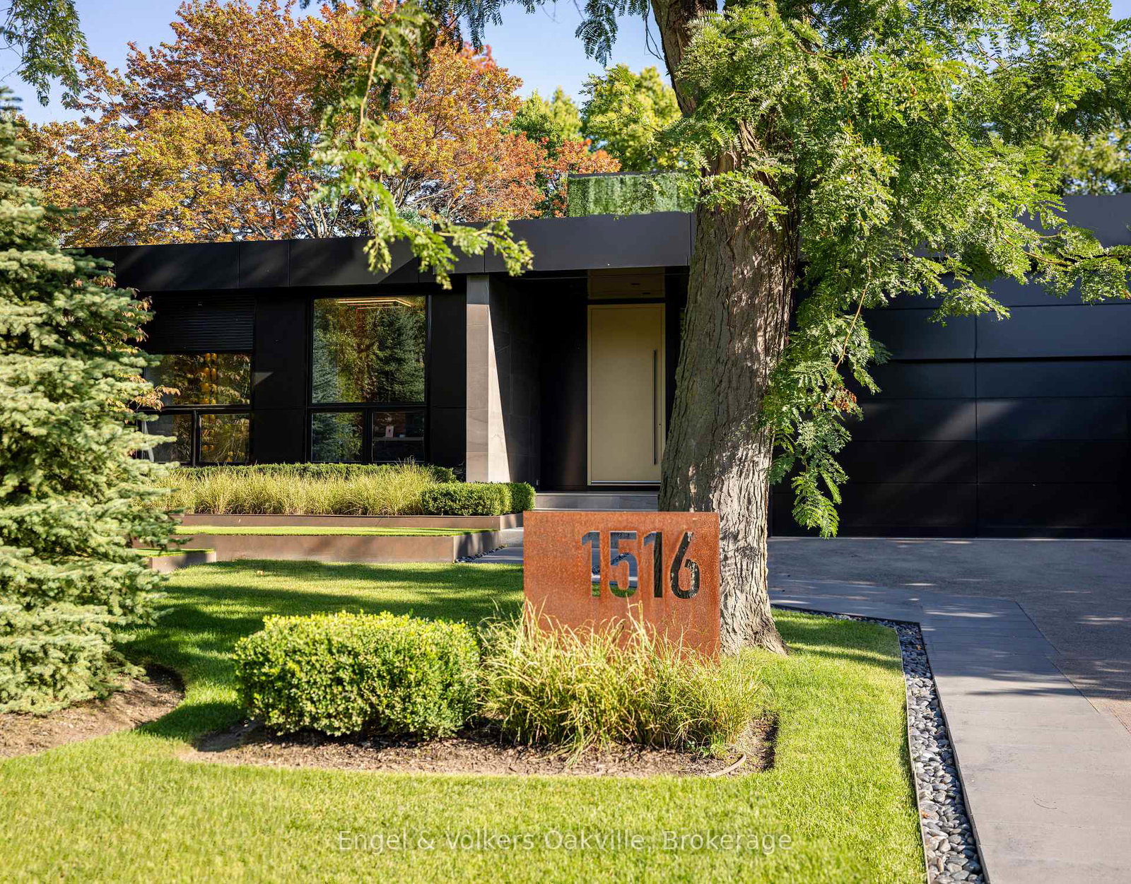 1516-duncan-road-oakville-ontario-w12891234