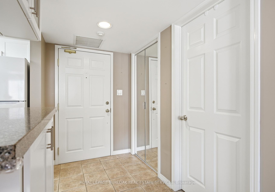 216-plains-road-w-burlington-ontario-w12891268