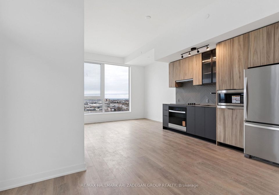 1037-the-queensway-etobicoke-ontario-w12892132