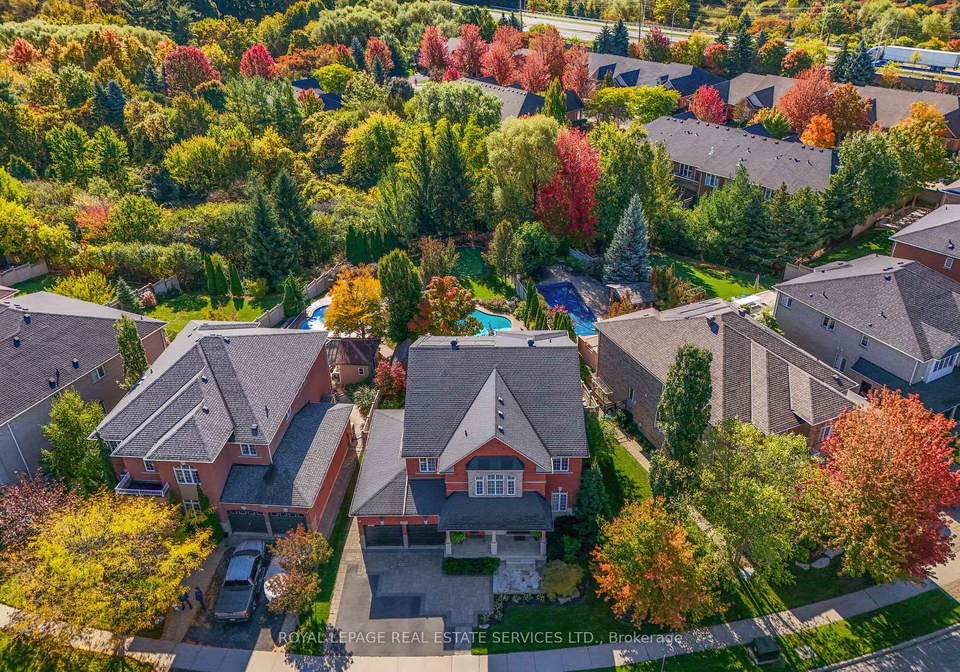 2530-hemmford-drive-oakville-ontario-w12892326