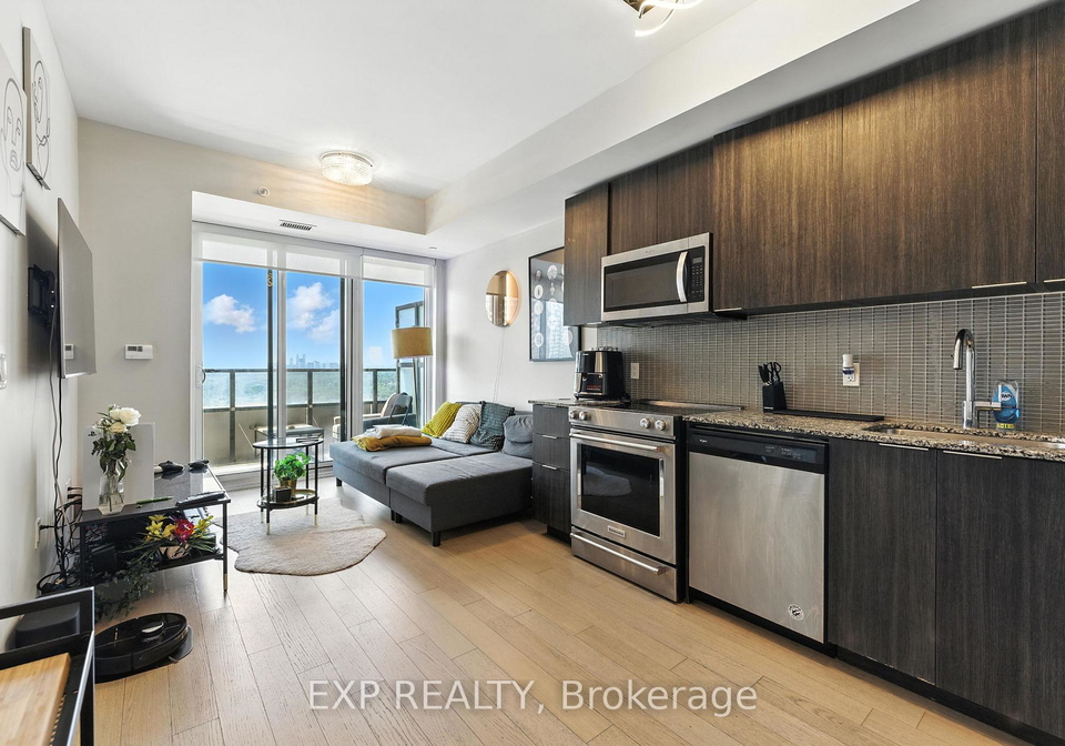 20-shore-breeze-drive-etobicoke-ontario-w12892458