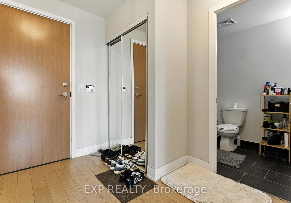 20-shore-breeze-drive-etobicoke-ontario-w12892458