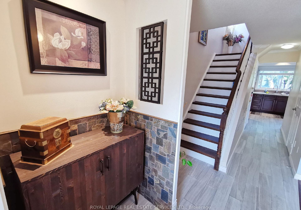 115-clansman-trail-mississauga-ontario-w12893094