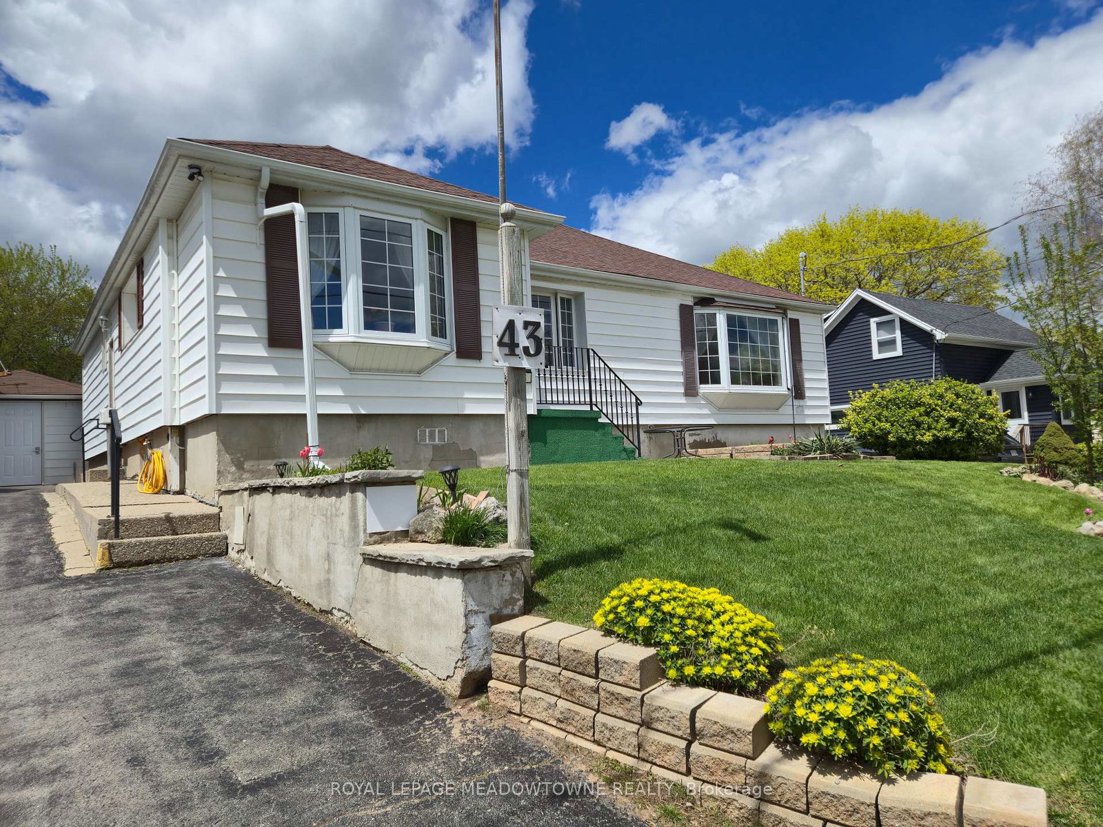 43-cobblehill-road-halton-hills-ontario-w12893204