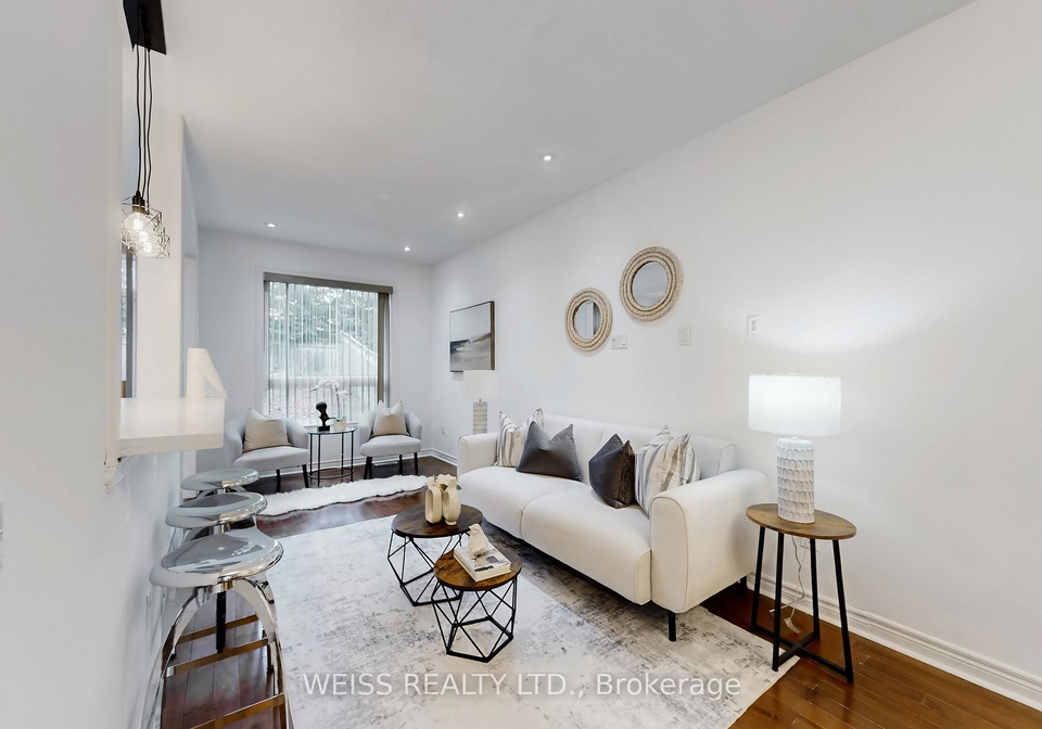 942-khan-crescent-mississauga-ontario-w12893304
