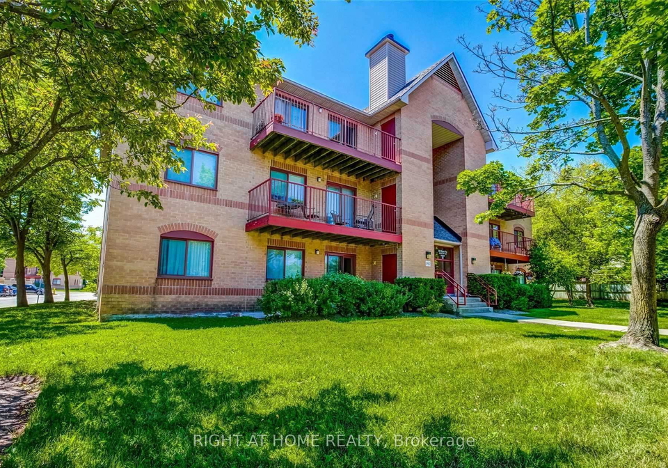 1498-pilgrims-way-oakville-ontario-w12893478