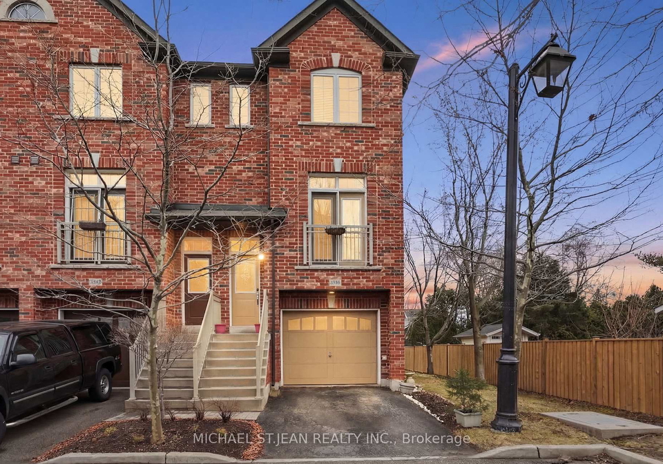 2358-treversh-common-burlington-ontario-w12893496