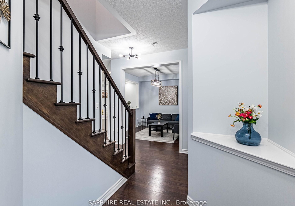 325-trudeau-upstairs-drive-milton-ontario-w12893580