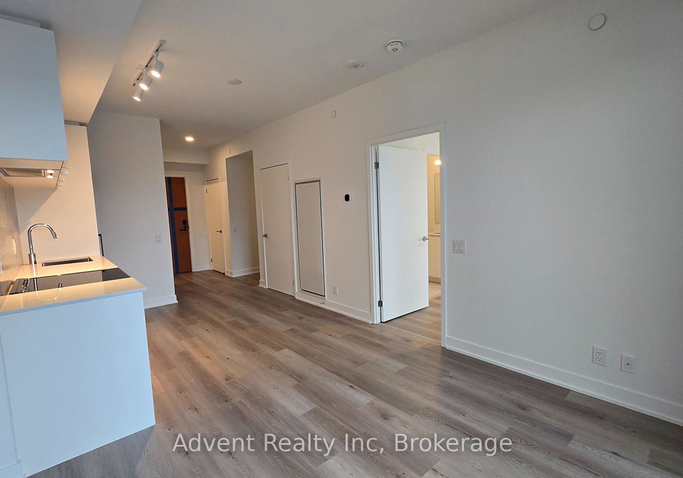 1660-bloor-street-w-toronto-ontario-w12893632