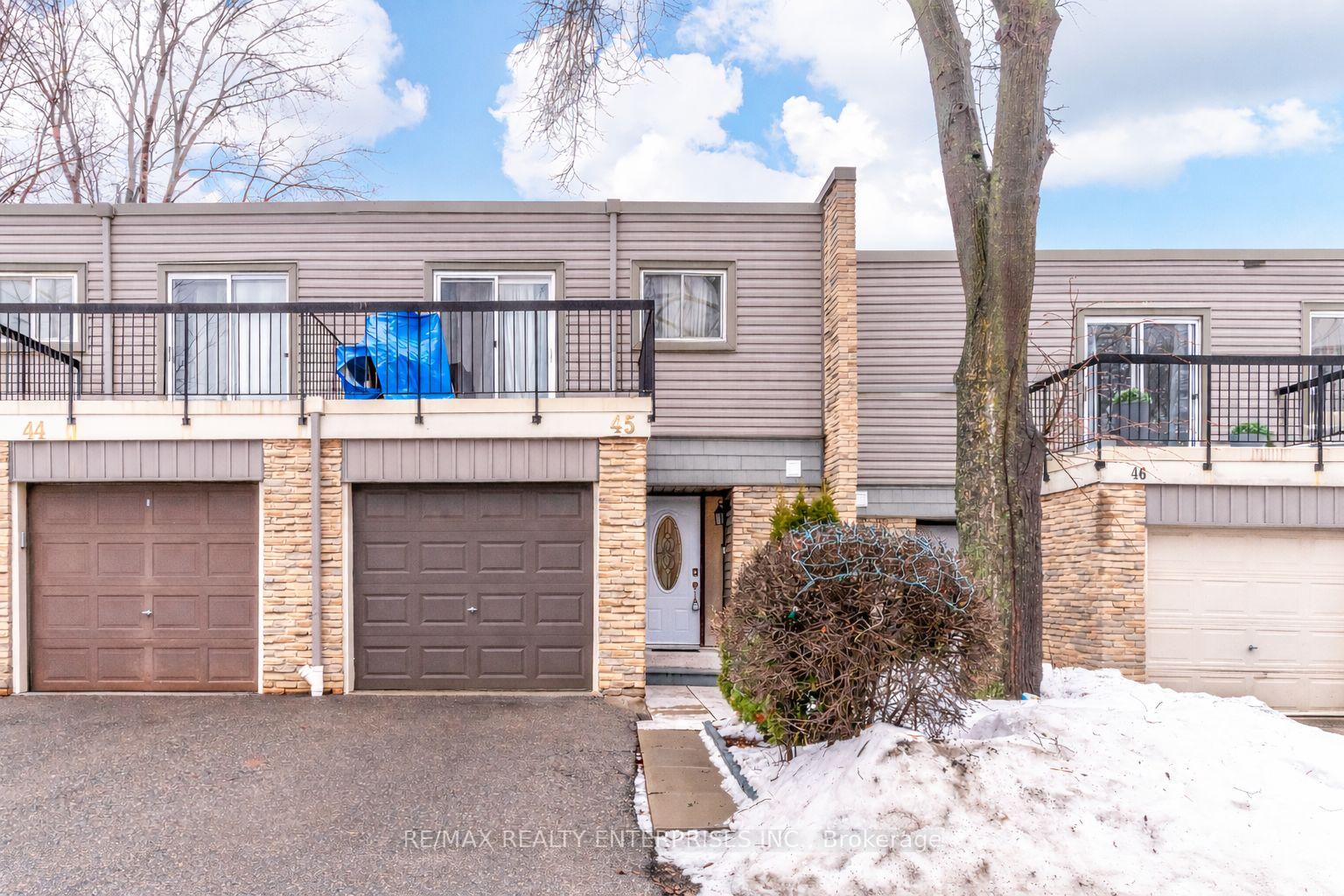 2315-bromsgrove-road-mississauga-ontario-w12893686