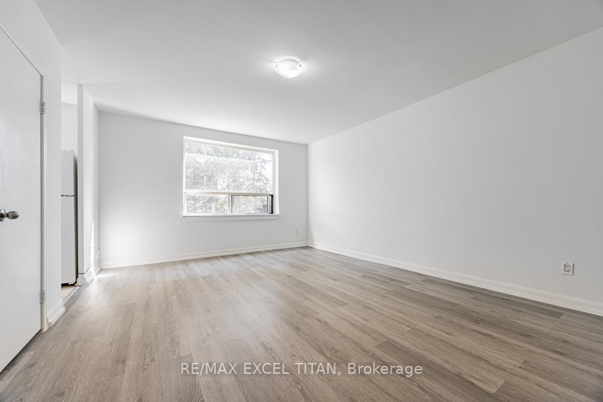 4-hill-heights-road-etobicoke-ontario-w12893804