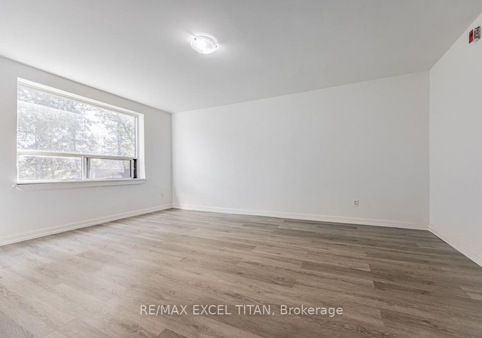 4-hill-heights-road-etobicoke-ontario-w12893804