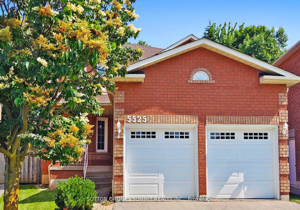 5525-fleur-de-lis-mississauga-ontario-w12893820