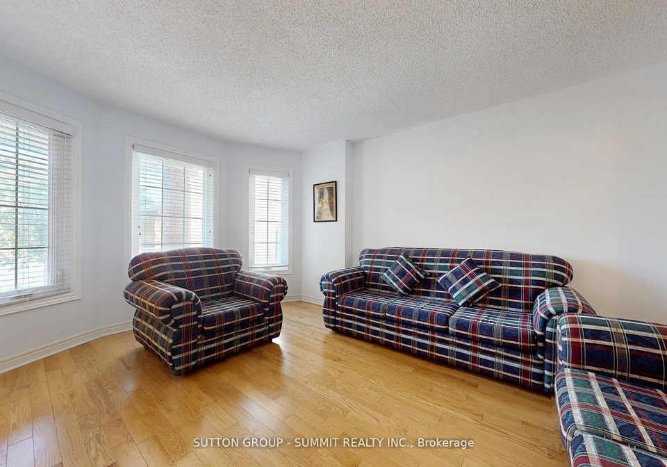5525-fleur-de-lis-mississauga-ontario-w12893820