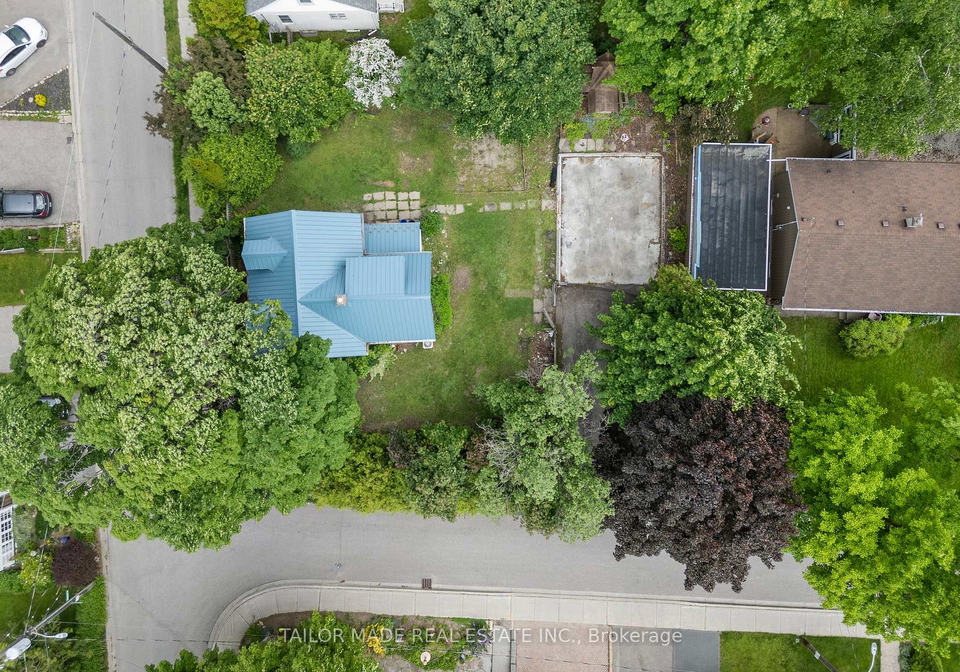 18-amanda-street-orangeville-ontario-w12893952