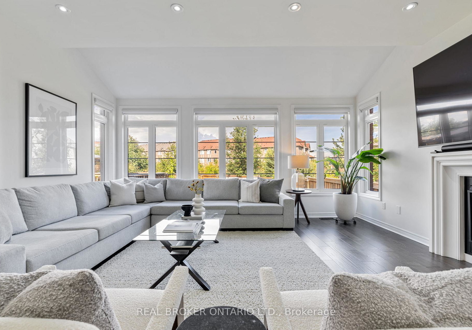 4-mugford-crescent-brampton-ontario-w12894258