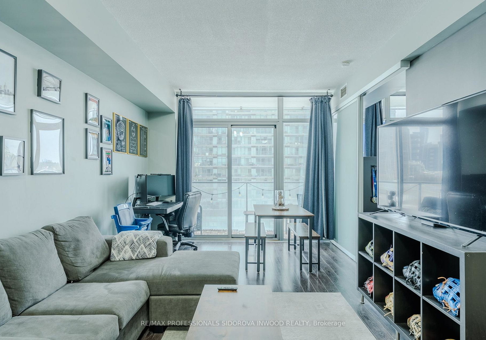 103-the-queensway-toronto-ontario-w12895046