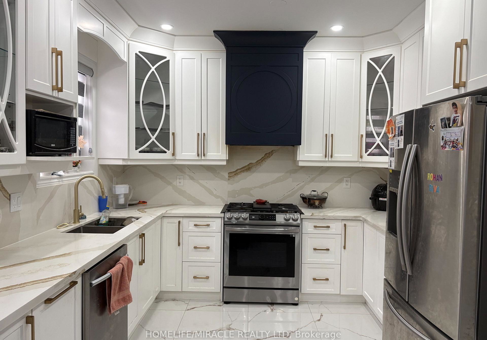 21-truro-circle-brampton-ontario-w12895232