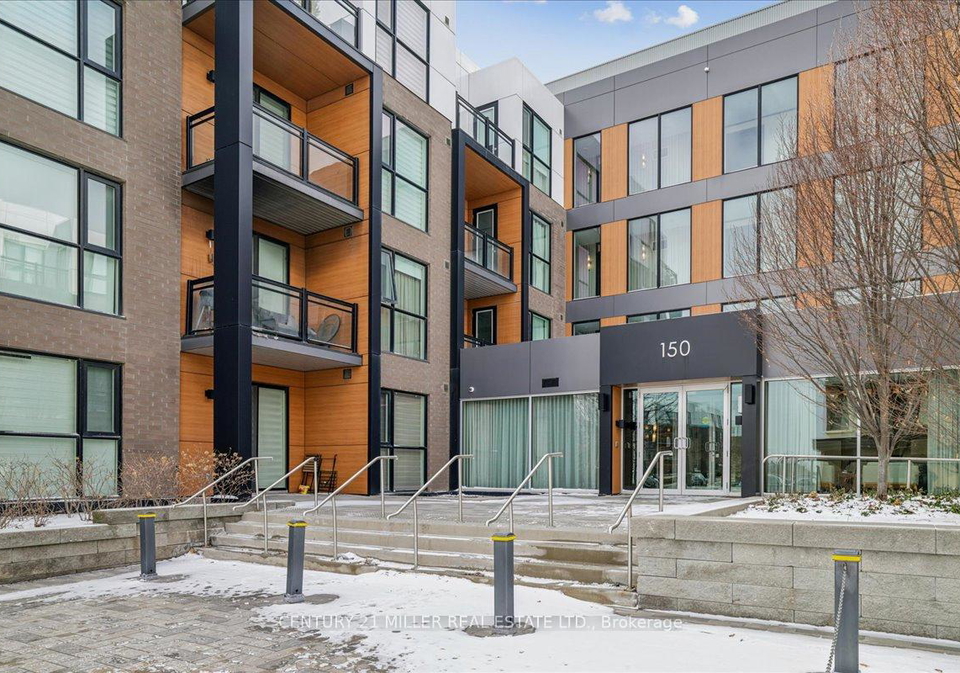 150-sabina-drive-oakville-ontario-w12895240