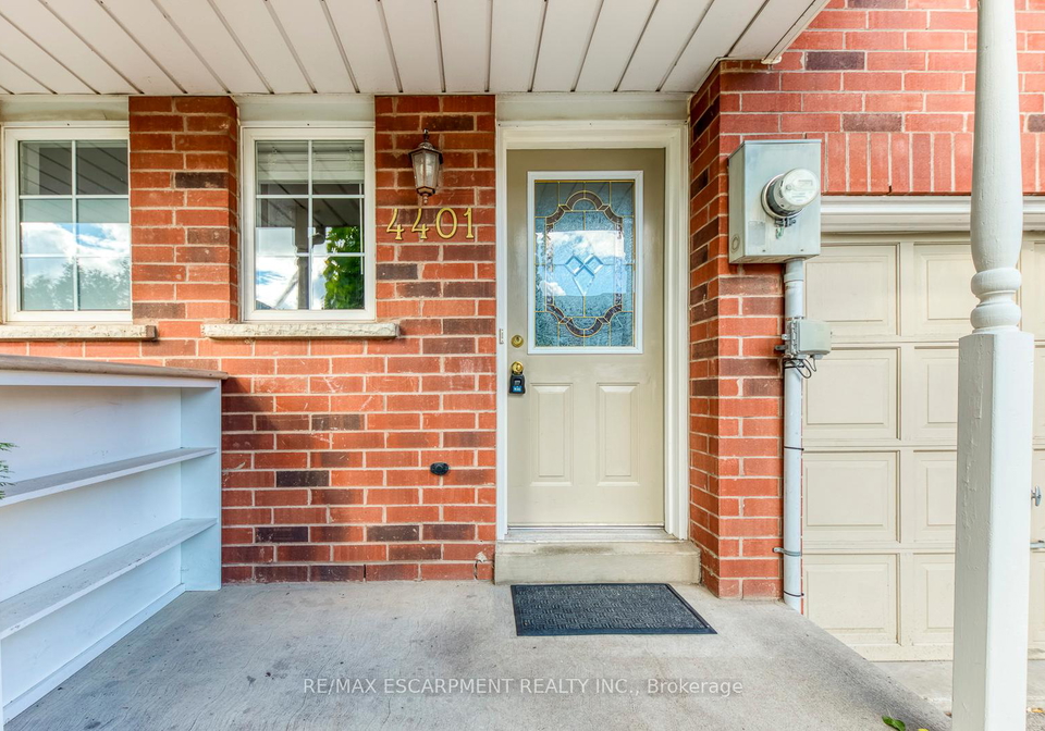 4401-peter-drive-burlington-ontario-w12895354