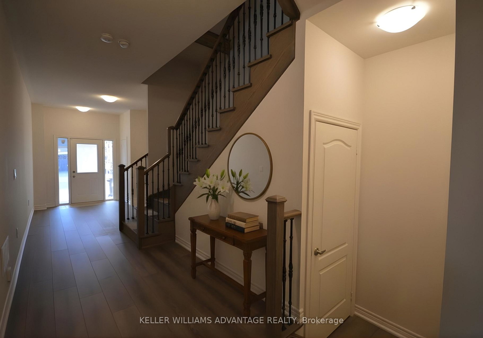 466-silver-maple-road-oakville-ontario-w12895388
