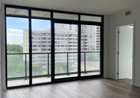 86-dundas-street-e-mississauga-ontario-w12895402