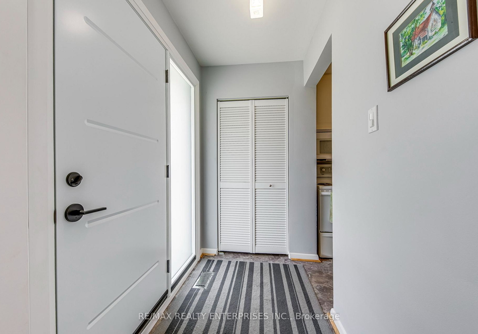 250-verobeach-boulevard-york-ontario-w12895654