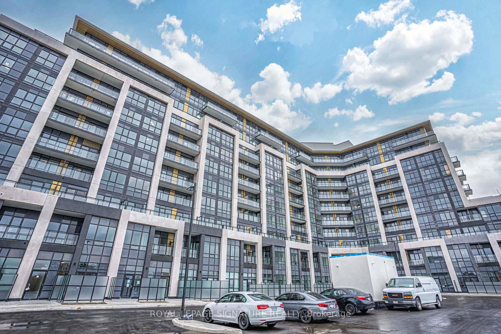 405-dundas-street-w-oakville-ontario-w12895996