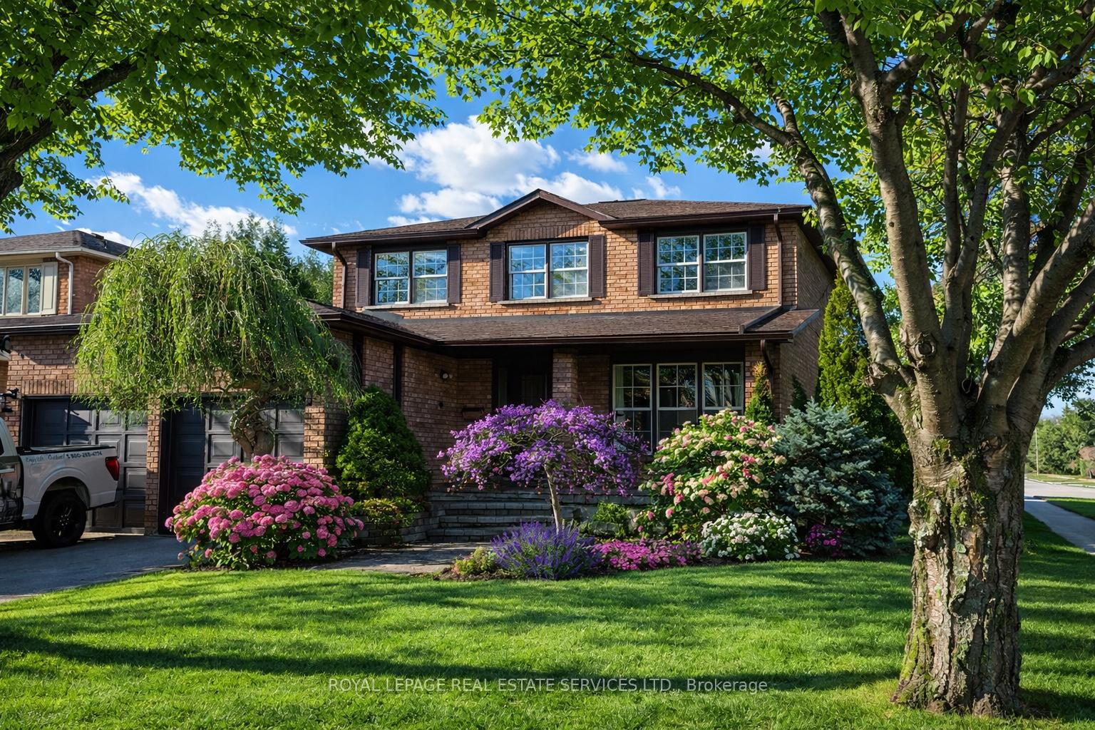 1224-tilcroft-gate-oakville-ontario-w12896030