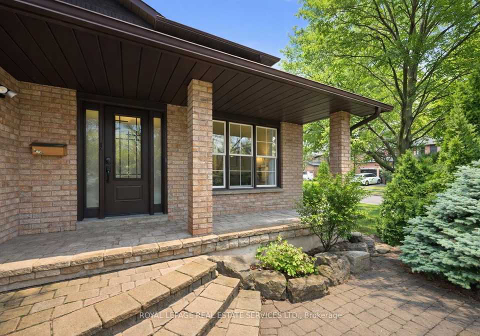 1224-tilcroft-gate-oakville-ontario-w12896030