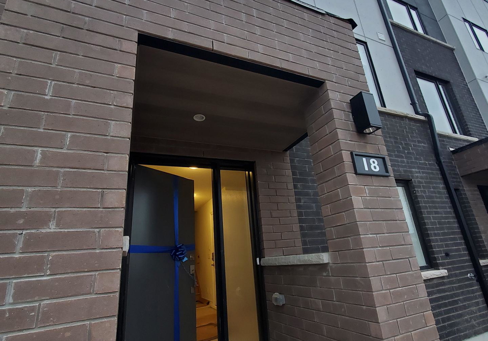 348-wheat-boom-drive-oakville-ontario-w12896076
