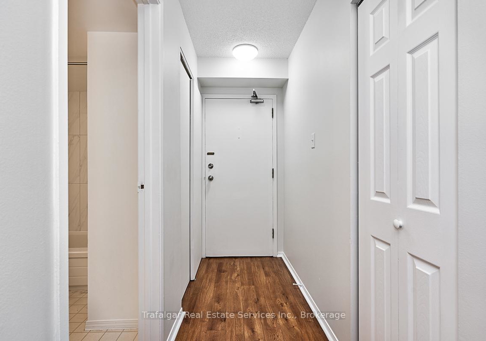 1450-glen-abbey-gate-oakville-ontario-w12896136