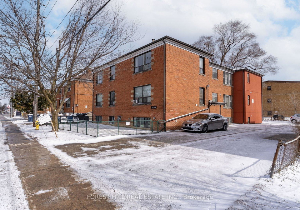 2839-keele-street-york-ontario-w12896422