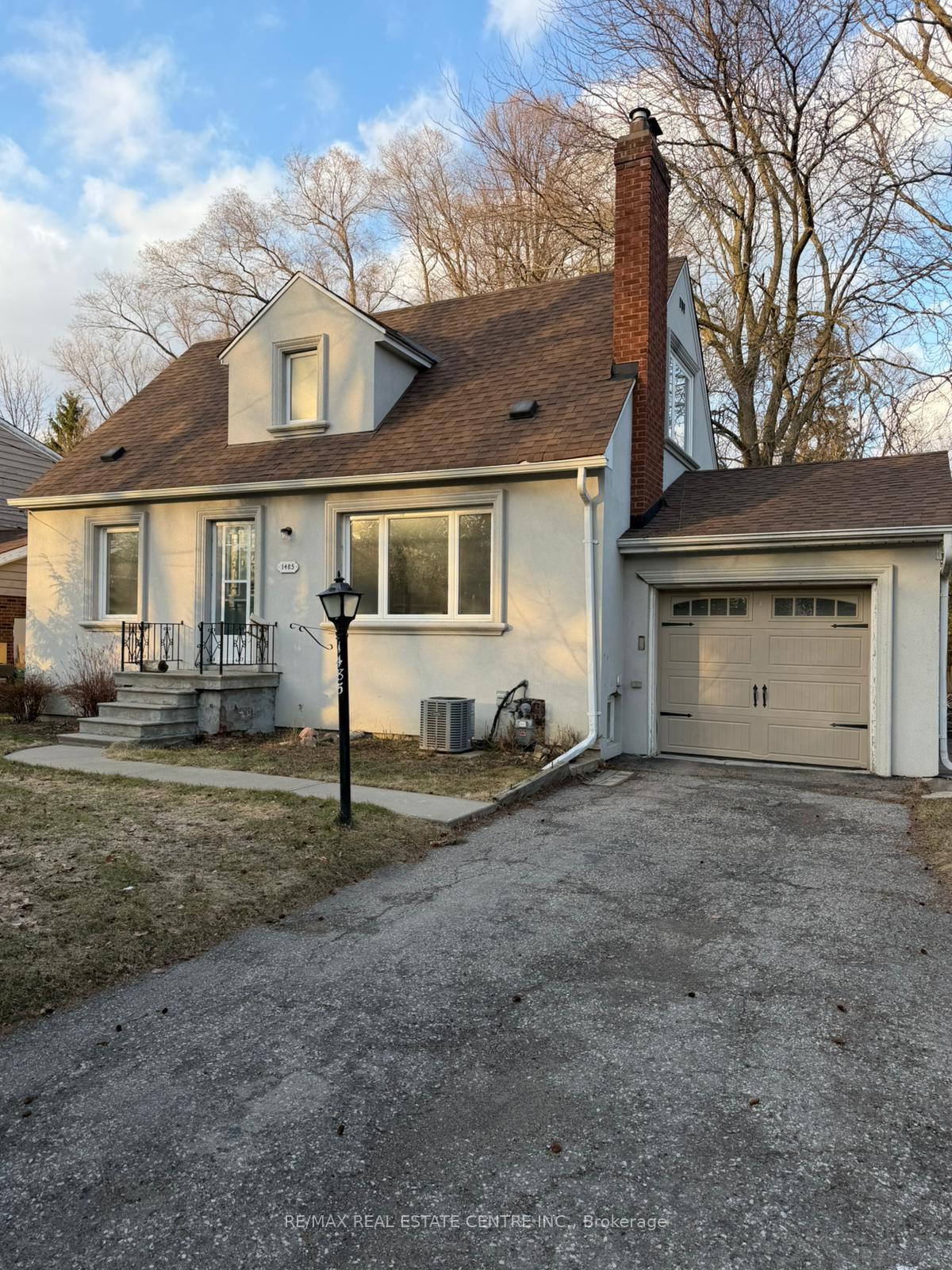1485-applewood-road-mississauga-ontario-w12896794
