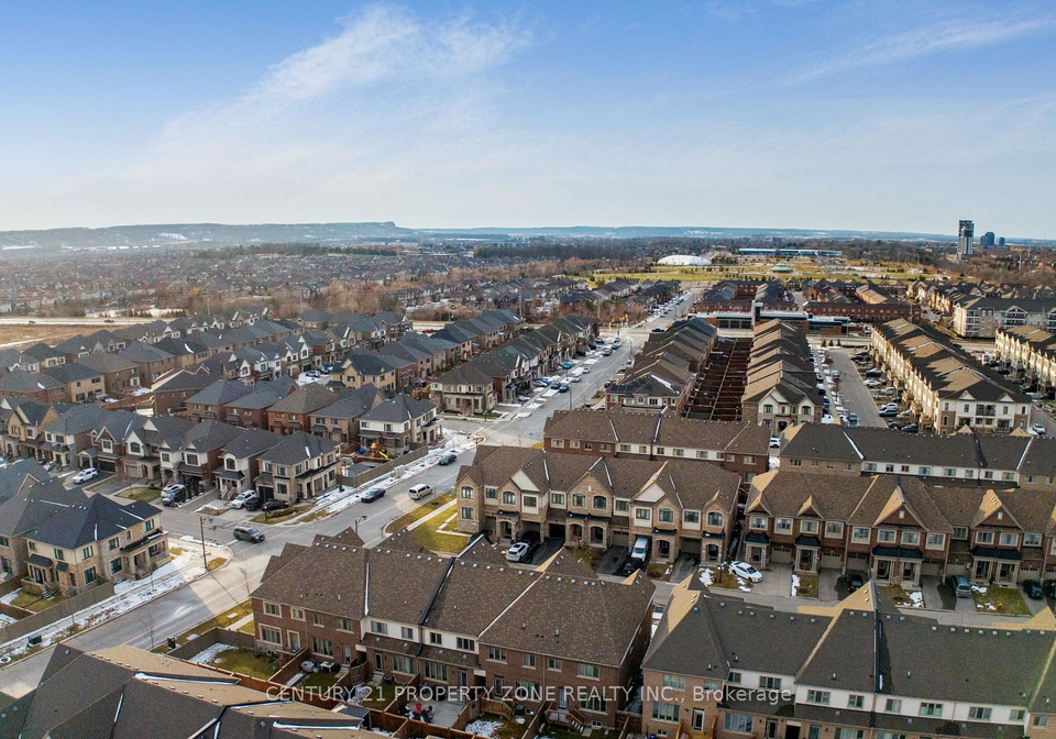 477-izumi-gate-milton-ontario-w12896814