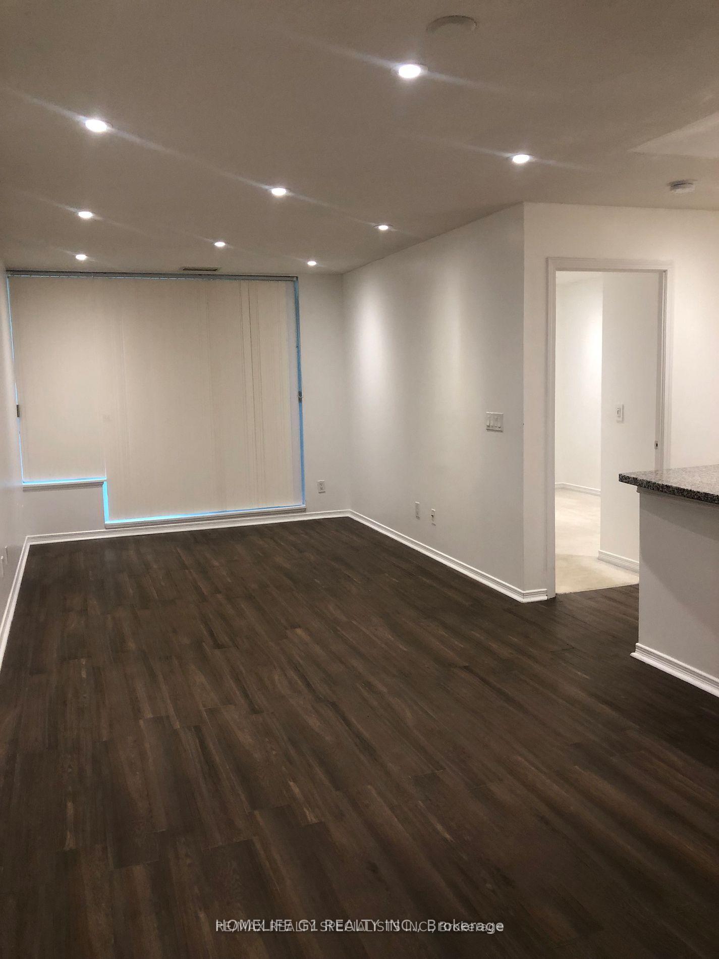 4889-kimbermount-avenue-mississauga-ontario-w12896882