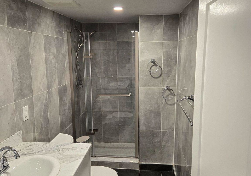 10-lambton-avenue-north-york-ontario-w12897022