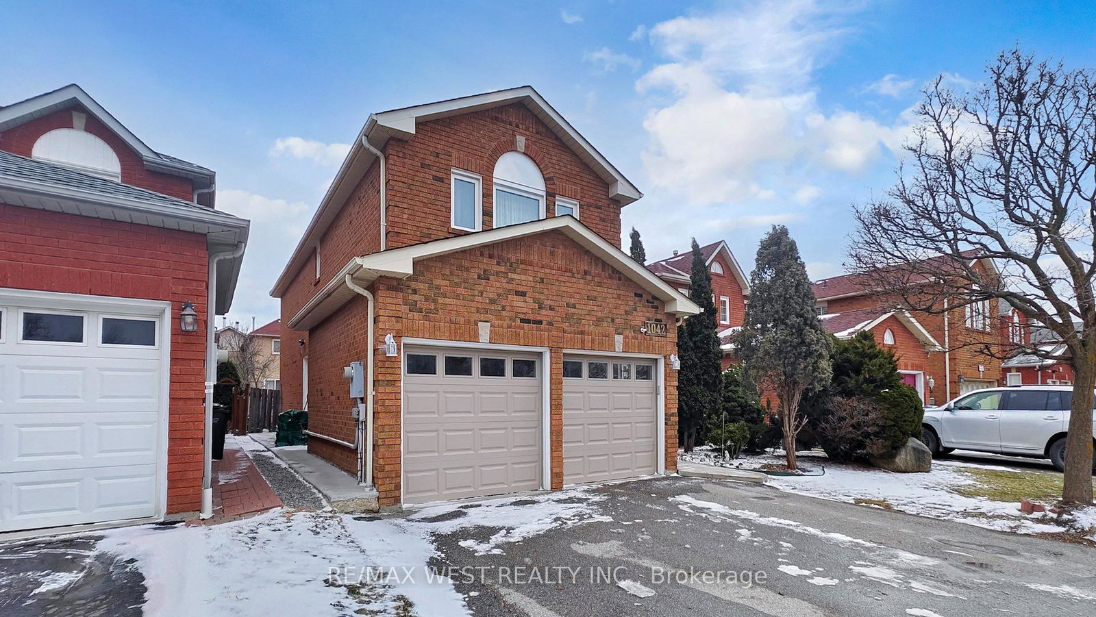 1042-windsor-hill-boulevard-mississauga-ontario-w12897262