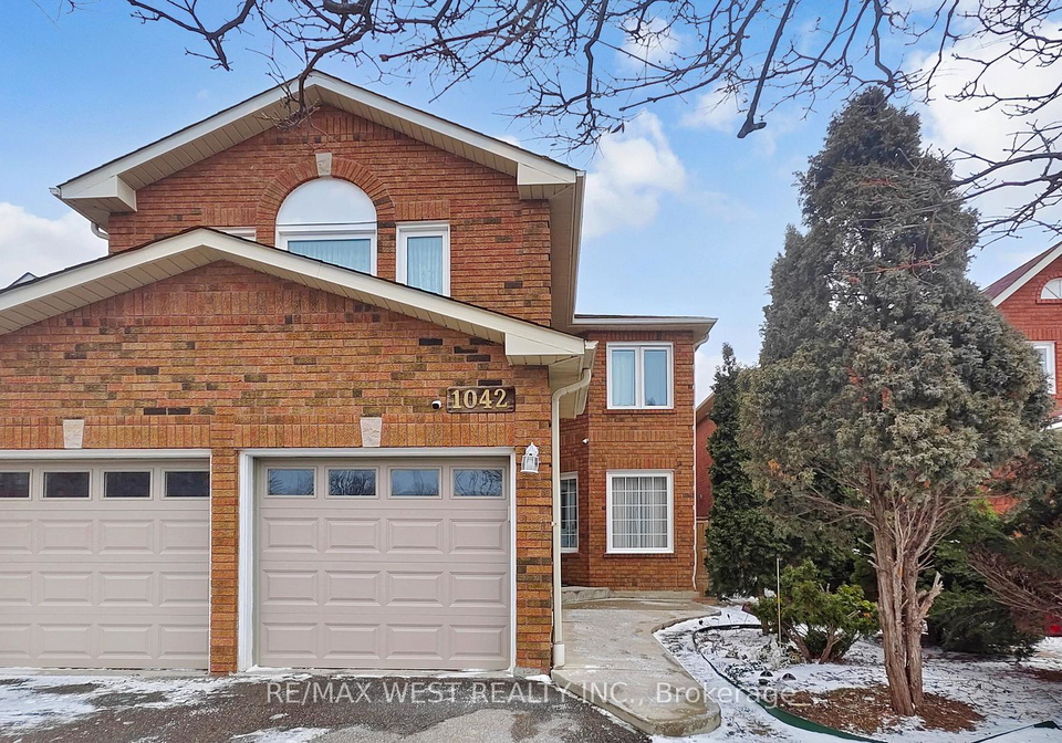 1042-windsor-hill-boulevard-mississauga-ontario-w12897262
