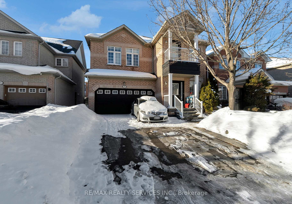 43-masters-green-crescent-brampton-ontario-w12897296