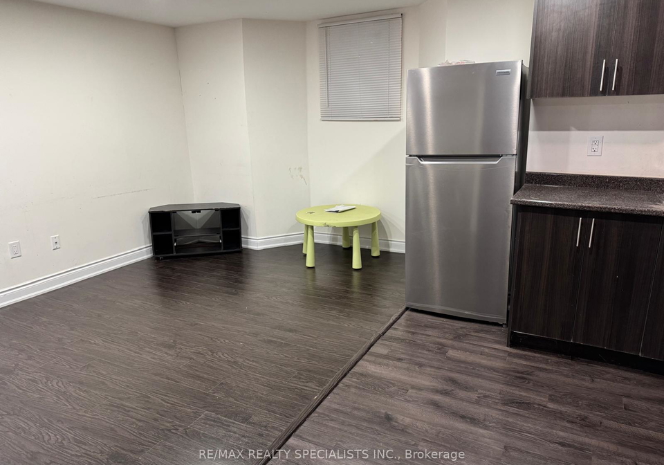 16-edinburgh-drive-brampton-ontario-w12897308
